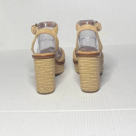UGG Laynce Chunky Platform Sandal - Picture 6 of 15